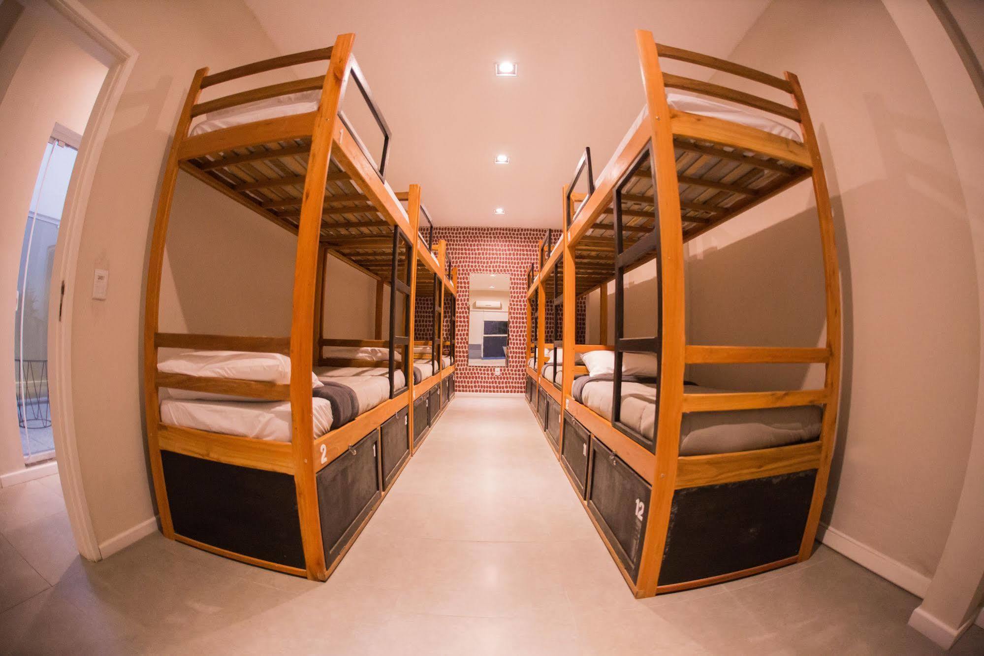 Hello Hostel ペロタス エクステリア 写真